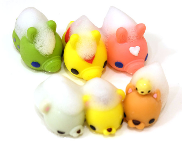 もにまるずハンドソープリーゼント洗い!