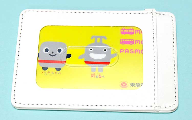 インターネット限定「のるるん&ノッテちゃん」のデザインPASMOと光るパスケース