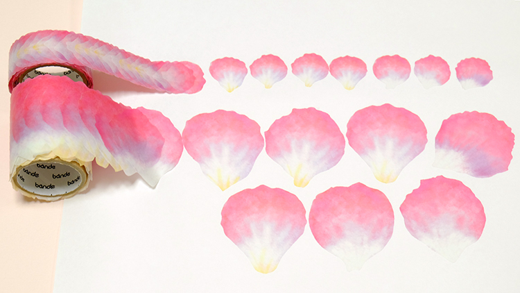 「bande(バンデ)」のマスキングロールステッカー「花びらミニ ピンク」「花びら ピンク」