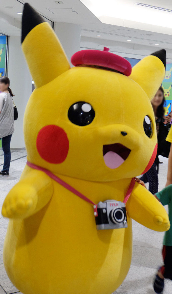 カメラマンピカチュウベレー帽