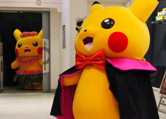 ポケモンセンターハロウィンでマントピカチュウとフラダンスピカチュー登場