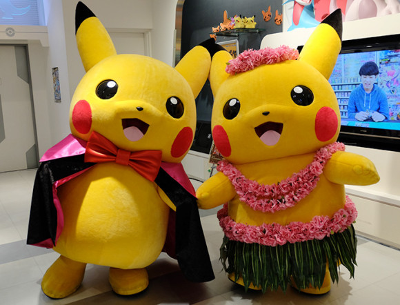 ポケモンセンターハロウィンでマントピカチュウ&フラダンスピカチュー