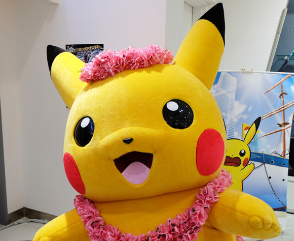 ポケモンセンターハロウィンでフラダンスピカチュー