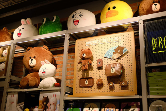 LINE STORE仙台店ブラウンまみれ