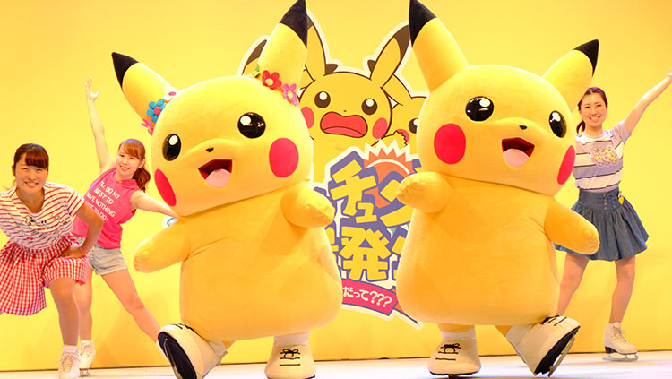 クイーンズスクエア横浜「スマイル!スマイル!スマイル!」ローラースケート