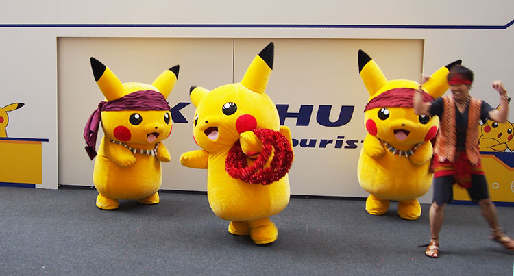 ランドマークプラザ「ピカチュウ・アイランド」バンダナピカチューレイキャッチ成功