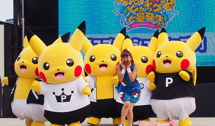 赤レンガ倉庫「スプラッシュ・アップ!」お姉さん