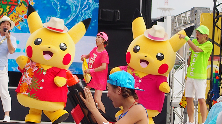 2017年ピカチュウだけじゃない ピカチュウ大量発生チュウ!横浜赤レンガ倉庫ずぶぬれスプラッシュショー「水のカーニバル」